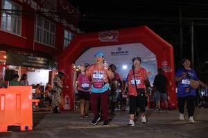 BIB: 41531, 4164, 4241
                            <button type="button" onclick="openModal(26263663)" class="btn btn-primary btn-sm float-right btn-popup" data-toggle="modal" data-target=".modal-high-quality">
                        <i class="fas fa-shopping-cart"></i> Add to Cart
                    </button>
                                            <button type="button" onclick="isThisMe(26263663, true)" class="btn btn-success btn-sm float-right btn-popup btn-isme hidden" data-toggle="tooltip" data-placement="bottom" title="นี่คือรูปของคุณใช่ไหม คลิกที่นี่เพื่อเอาเข้าอัลบั้ม">
                        <i class="fas fa-plus"></i> Add to album
                    </button>
                    <button type="button" onclick="isThisMe(26263663, false)" class="btn btn-warning btn-sm float-right btn-popup btn-isnotme hidden">
                        <i class="fas fa-ban"></i> Remove from album
                    </button>